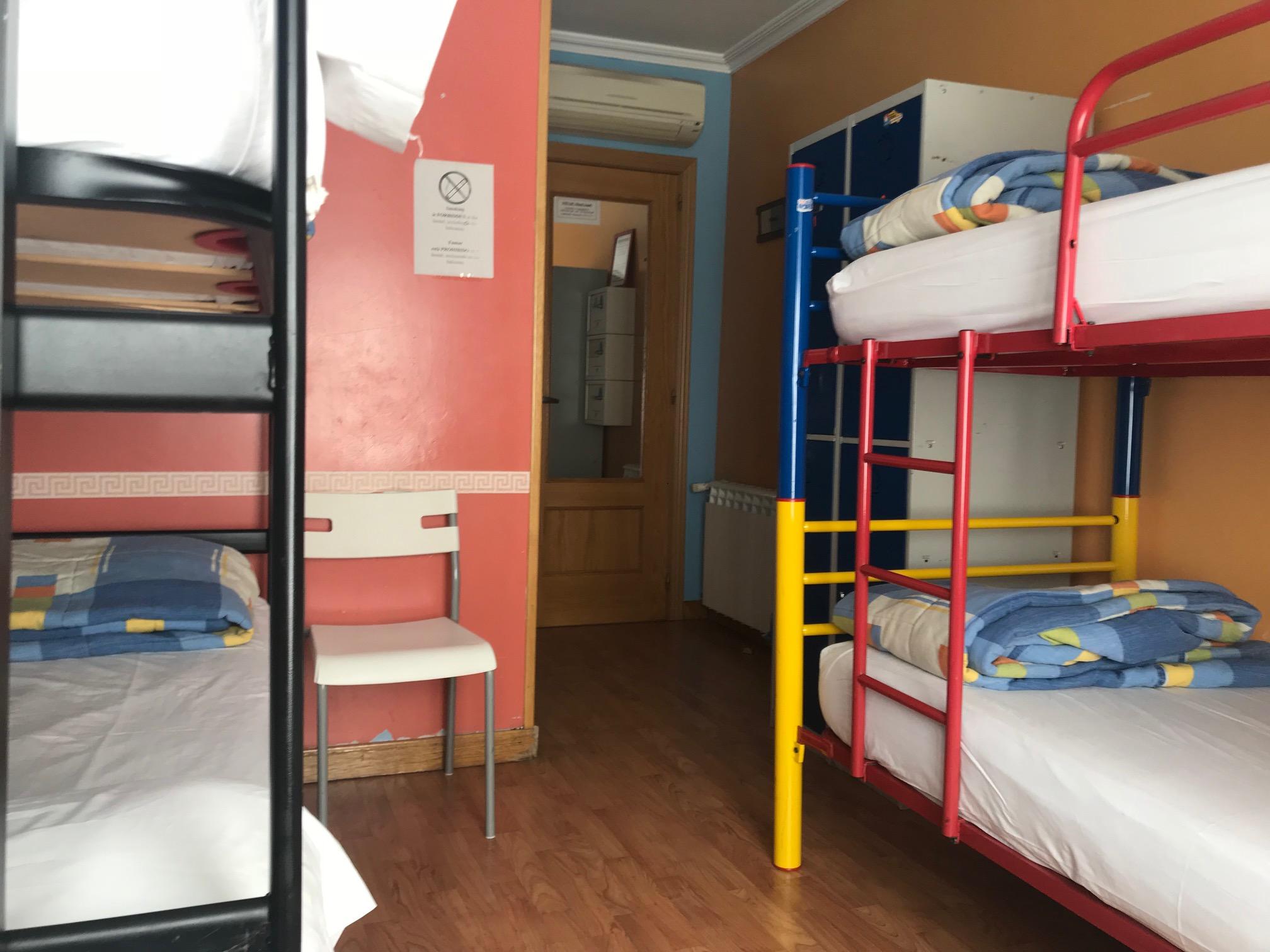 Rc Miguel Angel Hostel Madrid Luaran gambar Hostel in Madrid, Spain