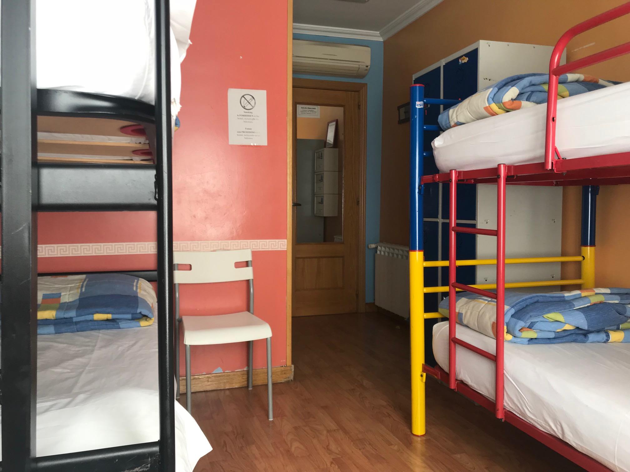 Rc Miguel Angel Hostel Madrid Luaran gambar Hostel in Madrid, Spain